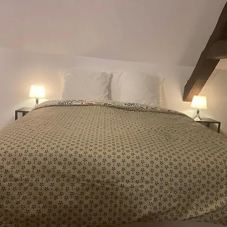 Chantignolle, Proche Aeroport Apartment